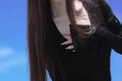 前央视主持曹晴嫁大20岁美国富豪婚后被家暴吃剩饭却不愿离婚
